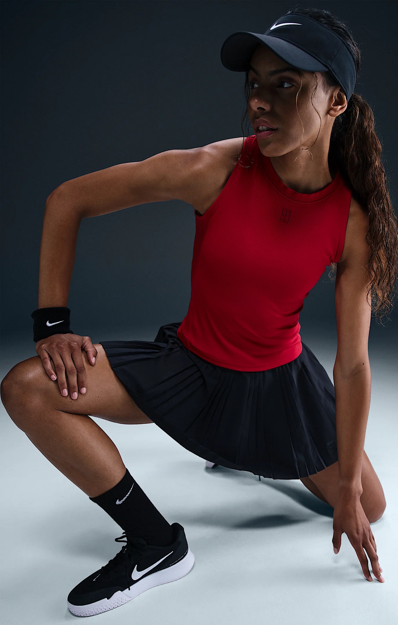 NikeCourt Advantage Dri-FIT Kadın Tenis Atleti Kırmızı - 4